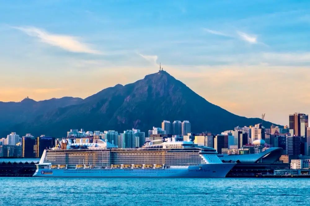 Spectrum of the Seas from Shanghai