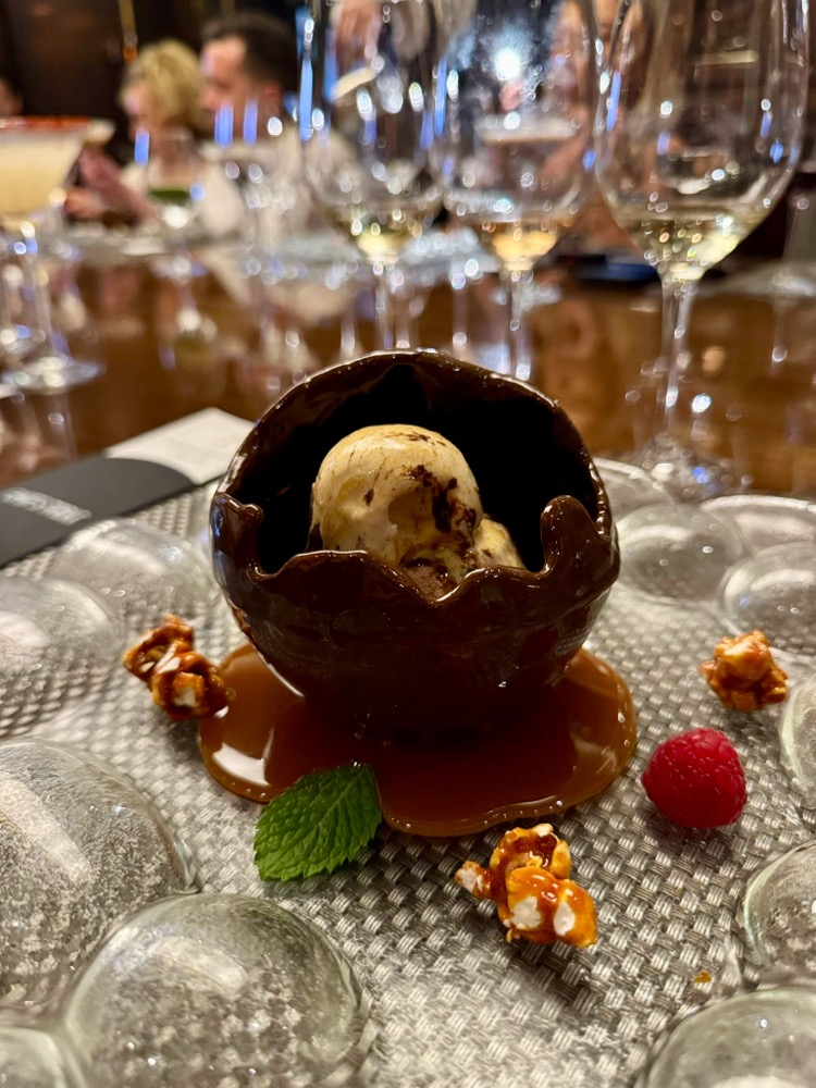 Spectrum of the Seas - The World Dessert