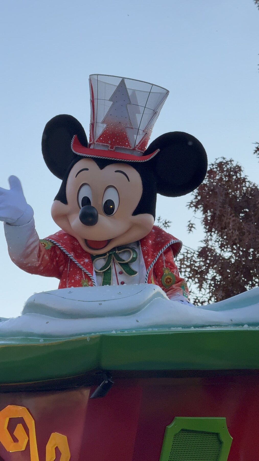 Mickey’s Christmas parade