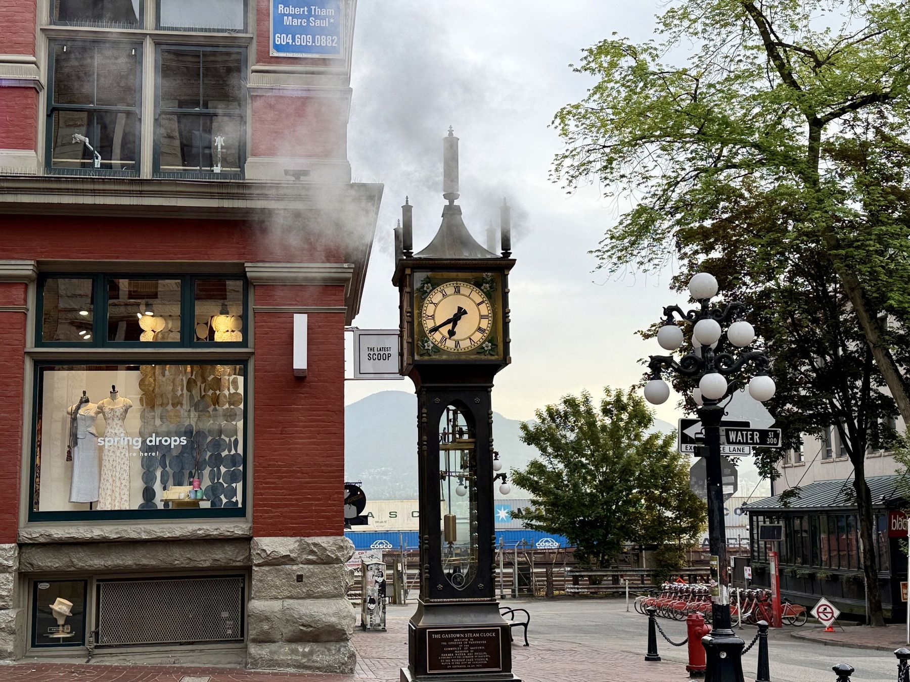 The Gastown Steam Clock in Vancouver